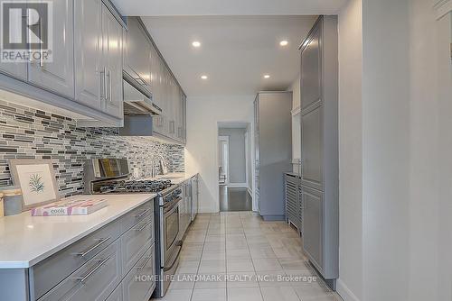 794 Jane Street, Toronto (Rockcliffe-Smythe), ON - Indoor Photo Showing Kitchen With Upgraded Kitchen