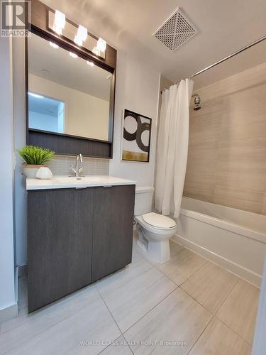 709 - 2560 Eglinton Avenue, Mississauga (Central Erin Mills), ON - Indoor Photo Showing Bathroom