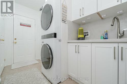 15 Cookview Drive, Brampton (Sandringham-Wellington), ON - Indoor Photo Showing Laundry Room