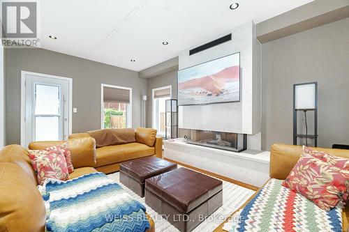 15 Cookview Drive, Brampton (Sandringham-Wellington), ON - Indoor Photo Showing Living Room With Fireplace