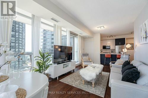 1202 - 4070 Confederation Parkway, Mississauga (Creditview), ON - Indoor Photo Showing Living Room