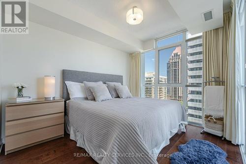 1202 - 4070 Confederation Parkway, Mississauga (Creditview), ON - Indoor Photo Showing Bedroom