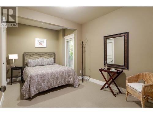 559 Long Ridge Drive S, Kelowna, BC - Indoor Photo Showing Bedroom