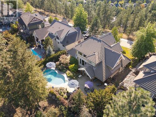 559 Long Ridge Drive S, Kelowna, BC - Outdoor With In Ground Pool