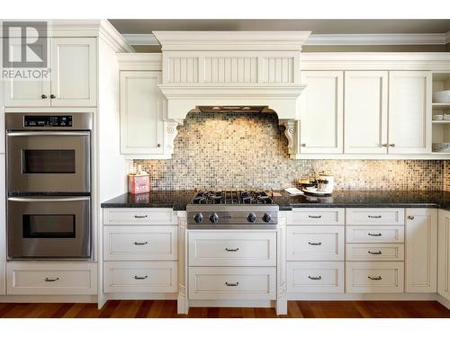 559 Long Ridge Drive S, Kelowna, BC - Indoor Photo Showing Kitchen