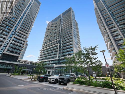 Lph09 - 95 Oneida Crescent, Richmond Hill, ON - Outdoor With Balcony With Facade