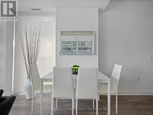 Lph09 - 95 Oneida Crescent, Richmond Hill, ON - Indoor Photo Showing Dining Room