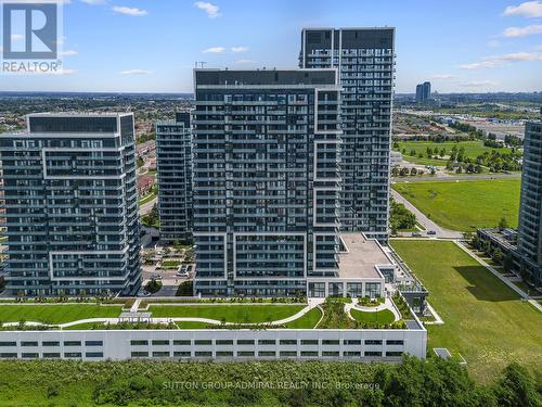 Lph09 - 95 Oneida Crescent, Richmond Hill, ON - Outdoor With View