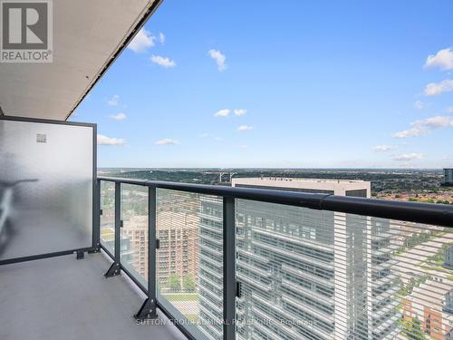 Lph09 - 95 Oneida Crescent, Richmond Hill, ON - Outdoor With Balcony With View