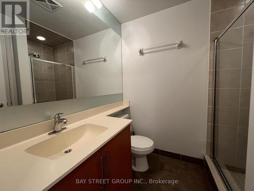 2002 - 310 Burnhamthorpe Road W, Mississauga (City Centre), ON - Indoor Photo Showing Bathroom