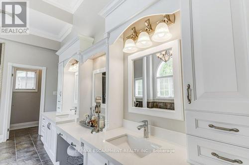 168 Diiorio Circle, Hamilton (Meadowlands), ON - Indoor Photo Showing Bathroom