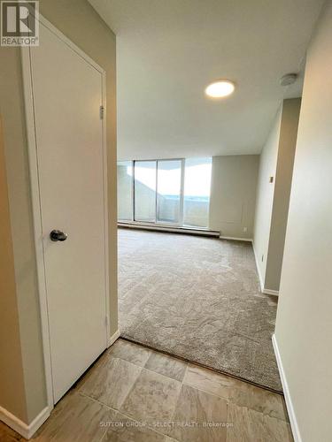 1608 - 1105 Jalna Boulevard, London, ON - Indoor Photo Showing Other Room