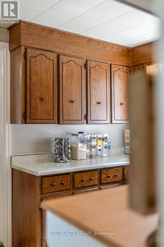 34 Orchard Drive, Belleville, ON - Indoor Photo Showing Kitchen