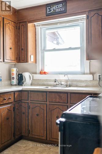 34 Orchard Drive, Belleville, ON - Indoor Photo Showing Kitchen