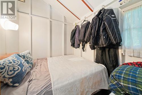 93 Sturgeon Glen Road, Kawartha Lakes, ON - Indoor Photo Showing Bedroom