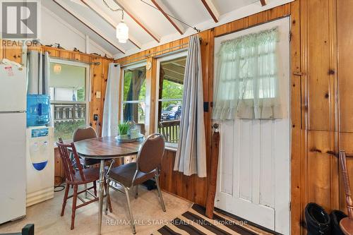 93 Sturgeon Glen Road, Kawartha Lakes, ON - Indoor Photo Showing Dining Room