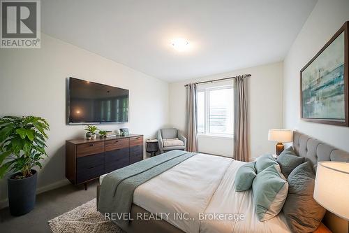 122 - 11 Roxanne Drive, Hamilton (Mcquesten), ON - Indoor Photo Showing Bedroom