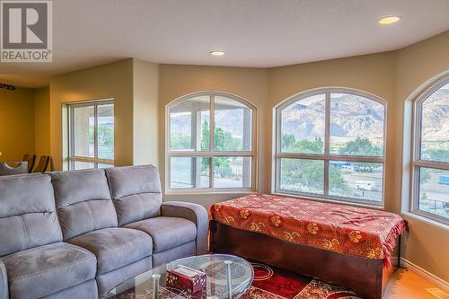 4208 Golf Course Drive, Osoyoos, BC - Indoor