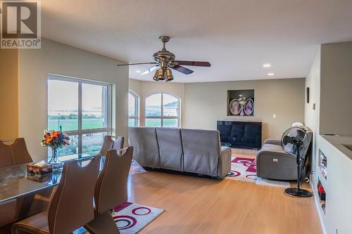 4208 Golf Course Drive, Osoyoos, BC - Indoor Photo Showing Other Room