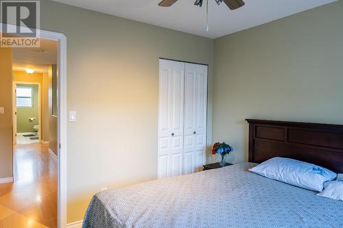 4208 Golf Course Drive, Osoyoos, BC - Indoor Photo Showing Bedroom