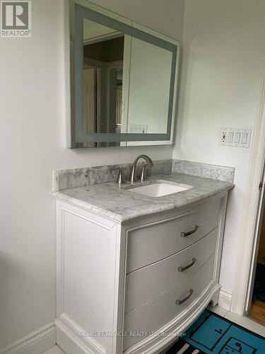 3095 Morris Drive, Windsor, ON - Indoor Photo Showing Bathroom