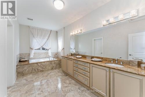 26 Winterlude Court, Vaughan (Kleinburg), ON - Indoor Photo Showing Bathroom