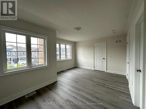 18 Father Muckle Avenue, Georgina (Keswick South), ON - Indoor Photo Showing Other Room