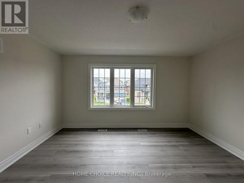 18 Father Muckle Avenue, Georgina (Keswick South), ON - Indoor Photo Showing Other Room