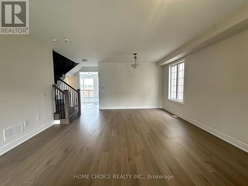 18 Father Muckle Avenue, Georgina (Keswick South), ON - Indoor Photo Showing Other Room