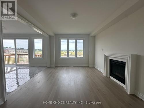 18 Father Muckle Avenue, Georgina (Keswick South), ON - Indoor Photo Showing Living Room With Fireplace