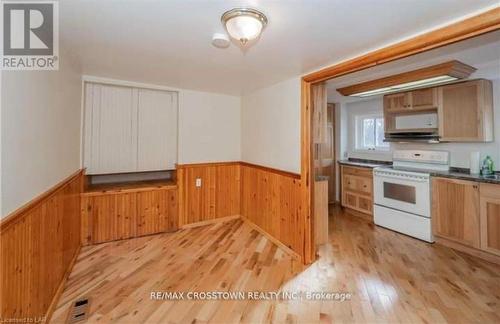 3353 Muskoka Street, Severn (Washago), ON - Indoor Photo Showing Kitchen