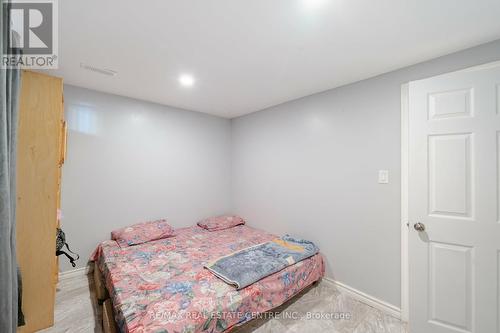 90 Centre Street S, Brampton, ON - Indoor Photo Showing Bedroom