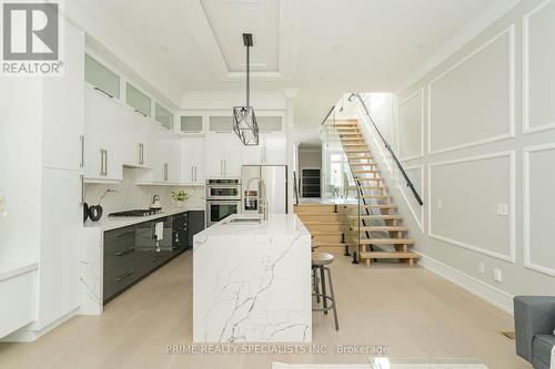 71 Sixteenth Street, Toronto (New Toronto), ON - Indoor Photo Showing Other Room