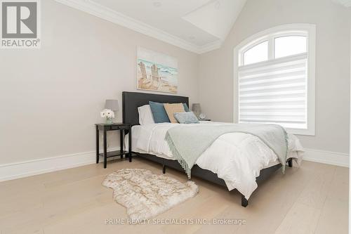 71 Sixteenth Street, Toronto (New Toronto), ON - Indoor Photo Showing Bedroom