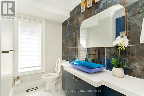 71 Sixteenth Street, Toronto (New Toronto), ON - Indoor Photo Showing Bathroom