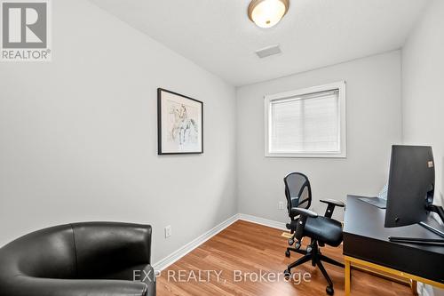 17 Hillcroft Drive, Hamilton (Stoney Creek Mountain), ON - Indoor Photo Showing Office