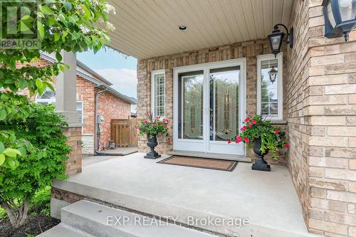 17 Hillcroft Drive, Hamilton (Stoney Creek Mountain), ON - Outdoor