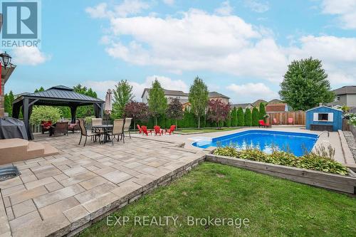 17 Hillcroft Drive, Hamilton (Stoney Creek Mountain), ON - Outdoor With In Ground Pool With Backyard