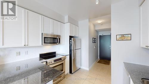 2603 - 225 Webb Drive, Mississauga (City Centre), ON - Indoor Photo Showing Kitchen