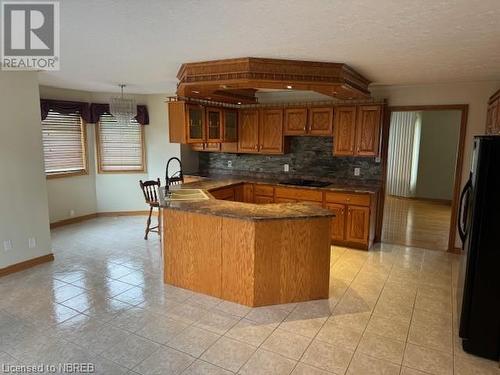 590 Dutrisac Road, Sturgeon Falls, ON - Indoor Photo Showing Kitchen