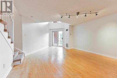 425 - 119 Merton Street, Toronto (Mount Pleasant West), ON - Indoor Photo Showing Other Room