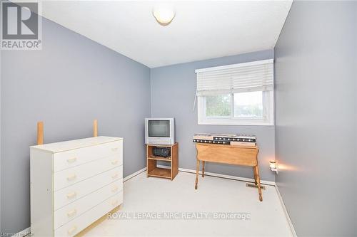 7 - 50 Lakeshore Road, St. Catharines, ON - Indoor Photo Showing Bedroom