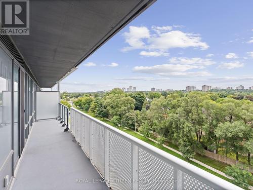 940 - 25 Adra Grado Way, Toronto (Bayview Village), ON - Outdoor With View With Exterior