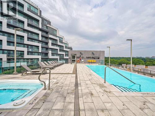 940 - 25 Adra Grado Way, Toronto (Bayview Village), ON - Outdoor With In Ground Pool