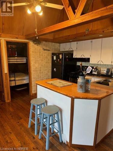 102 Maskinonge Island, St. Charles, ON - Indoor Photo Showing Kitchen