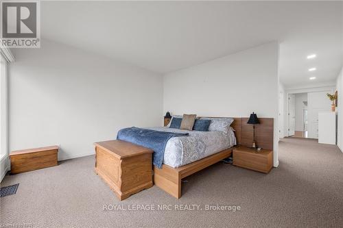 53 Tennessee Avenue, Port Colborne, ON - Indoor Photo Showing Bedroom