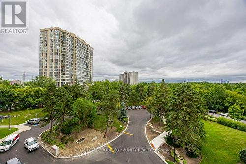 606 - 133 Torresdale Avenue, Toronto (Westminster-Branson), ON - Outdoor