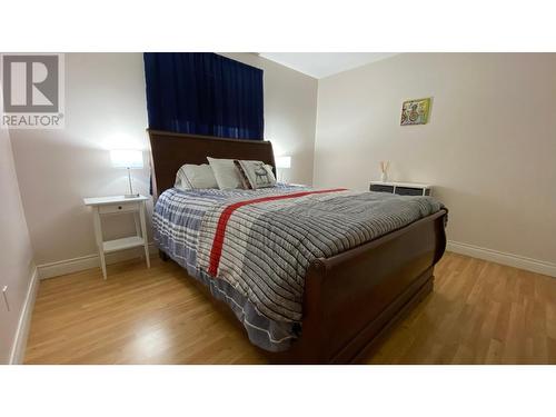 4580 Iron Mountain Road, Merritt, BC - Indoor Photo Showing Bedroom