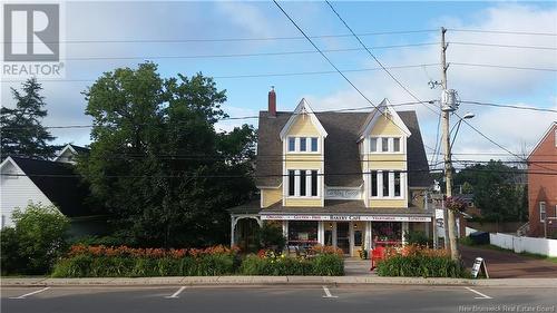 38 York Street, Sackville, NB 