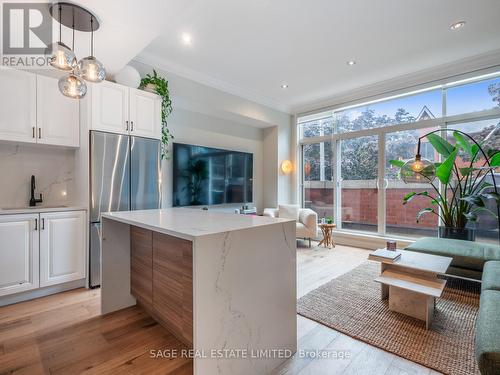 58A Tecumseth Street, Toronto, ON - Indoor Photo Showing Kitchen